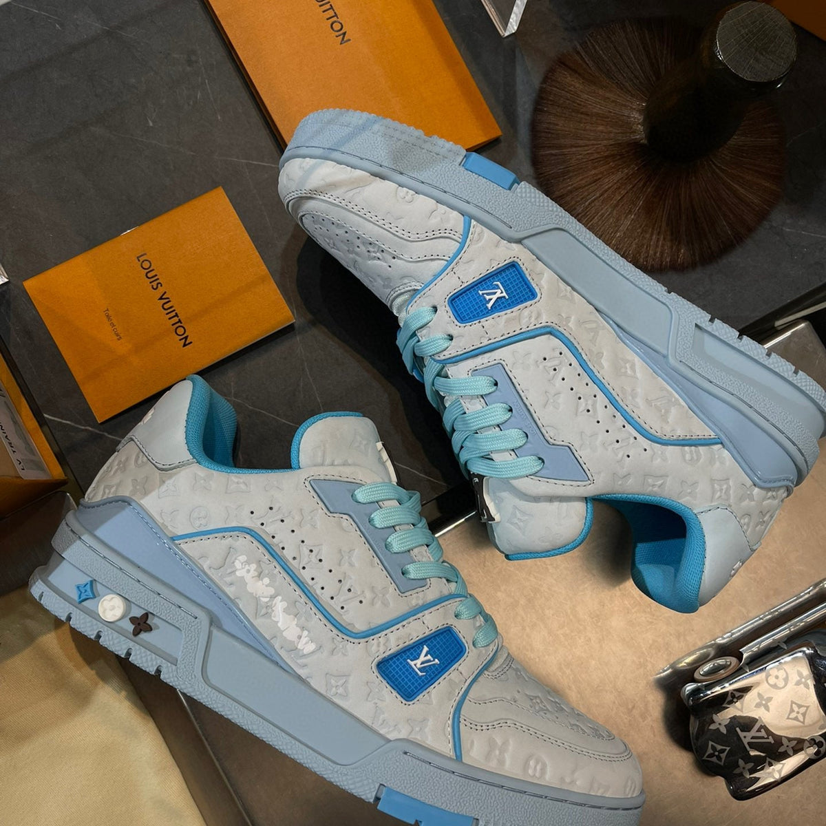 LOU TRAINERS