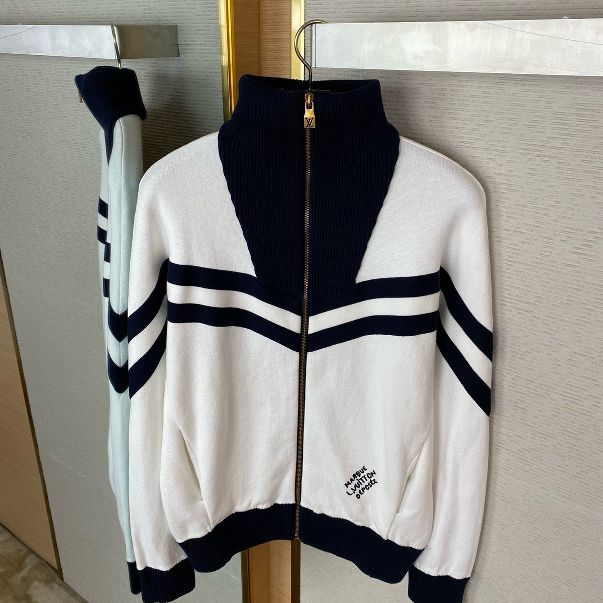 LOU ZIP JUMPER