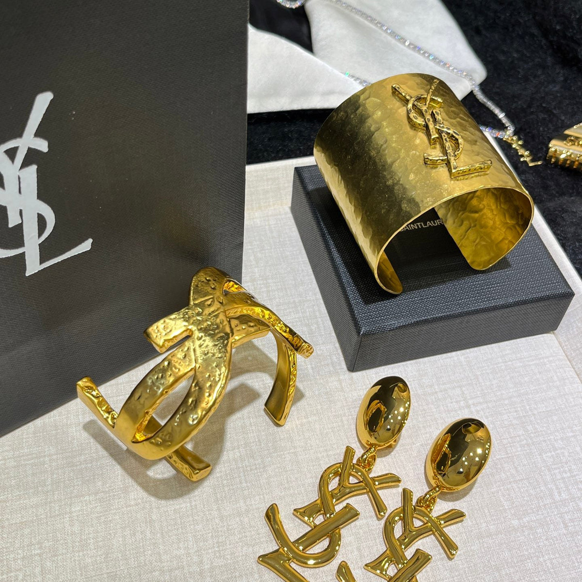 SL EARRINGS