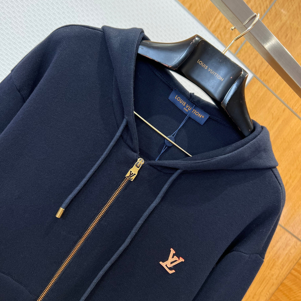 LOU ZIP HOODIE