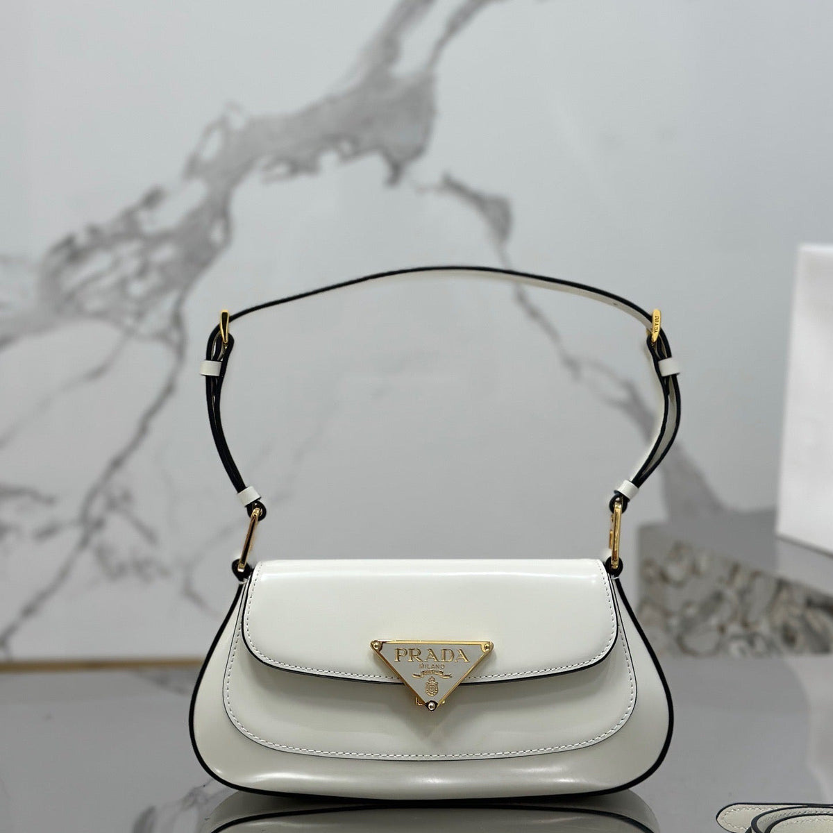 PD SHOULDER BAG