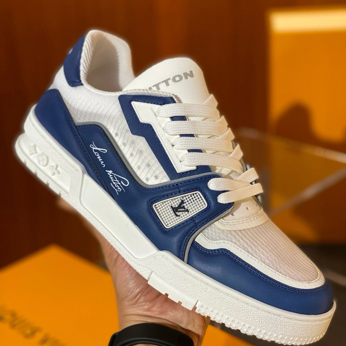 LOU TRAINERS