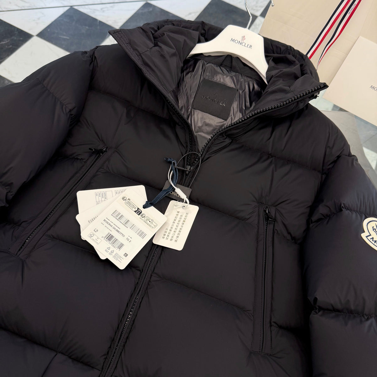 MONC BOSONA COAT