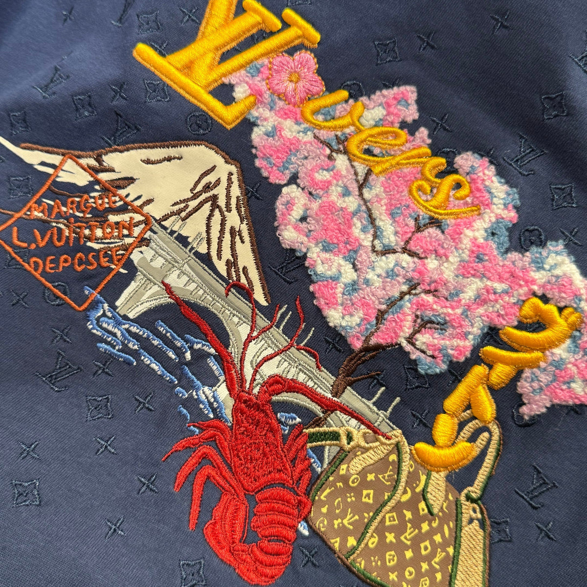 LOU T-SHIRT
