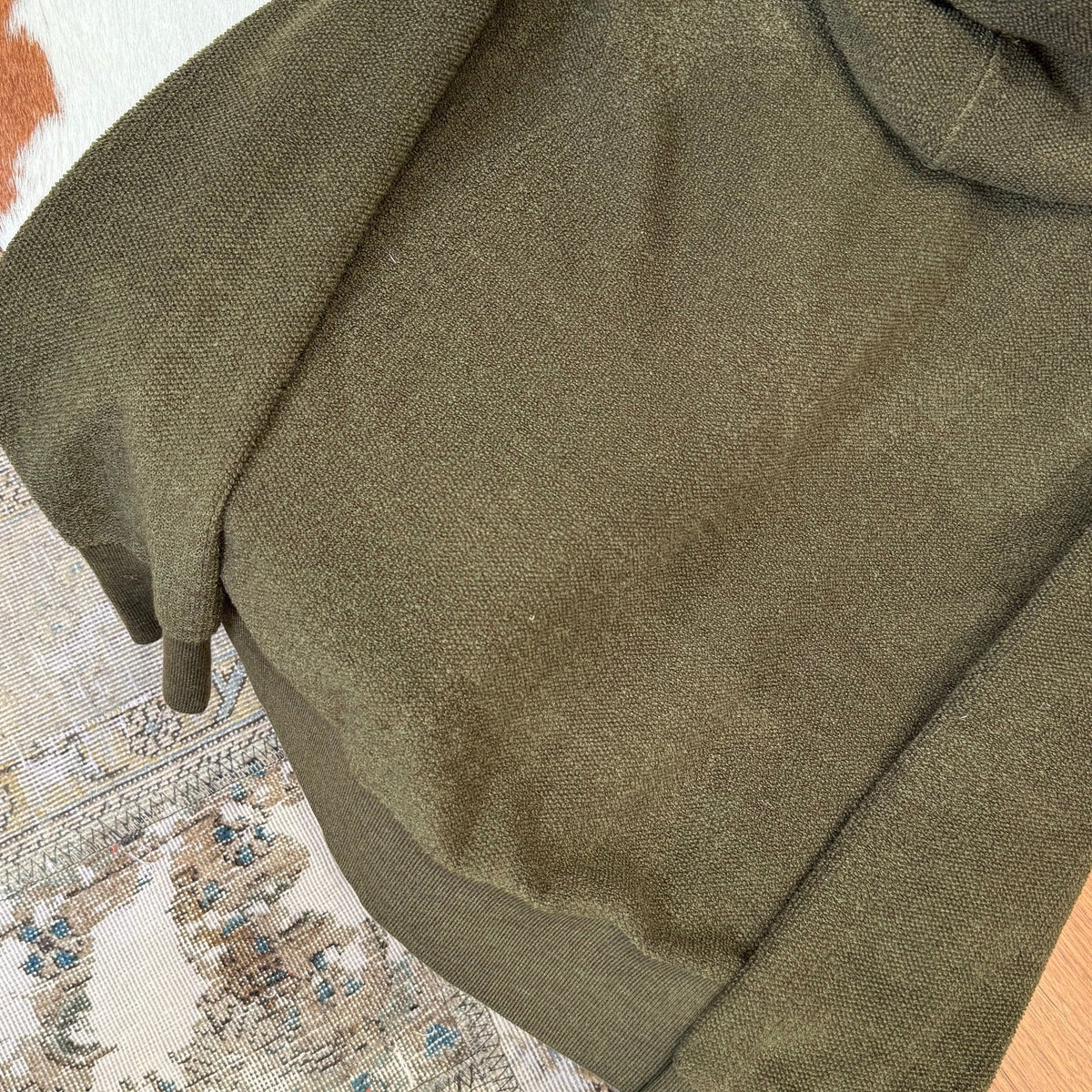 LOEW ZIP HOODIE