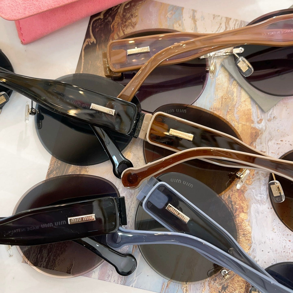 MIU M SUNGLASSES