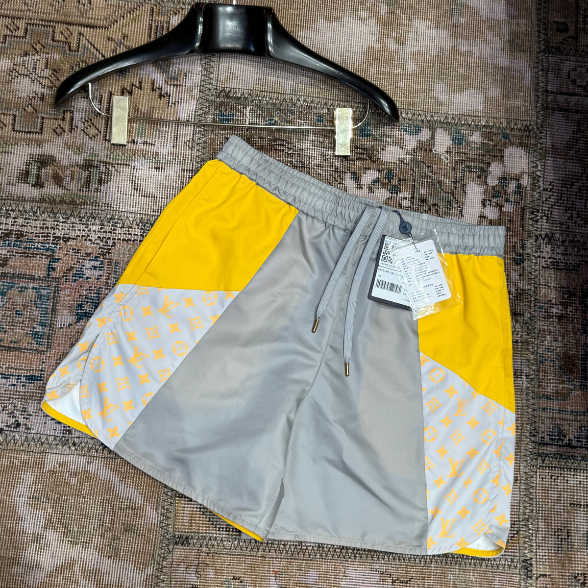 LOU SHORTS