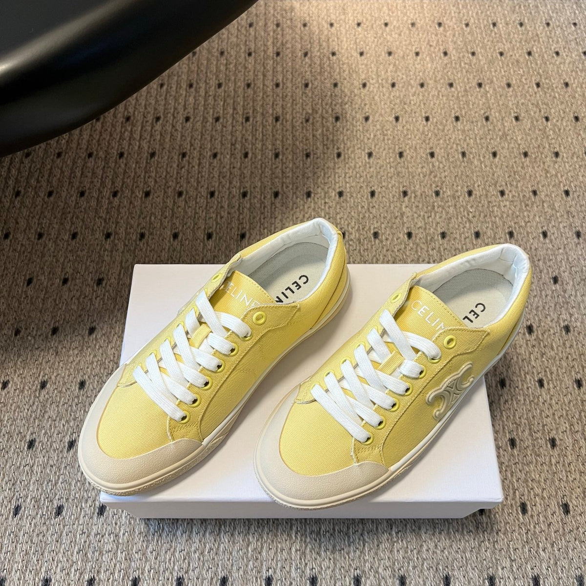 CEL SNEAKERS