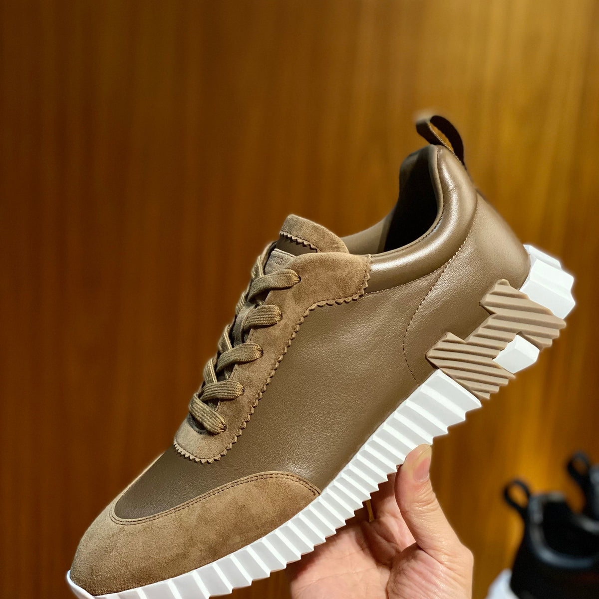 HERM BOUNCING SNEAKERS
