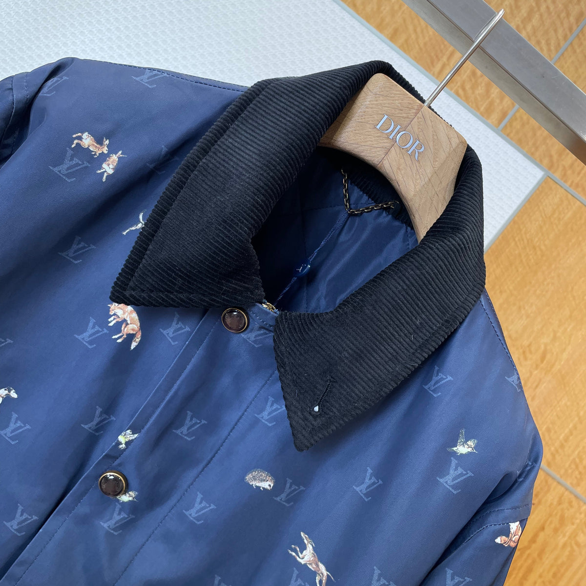 LOU JACKET