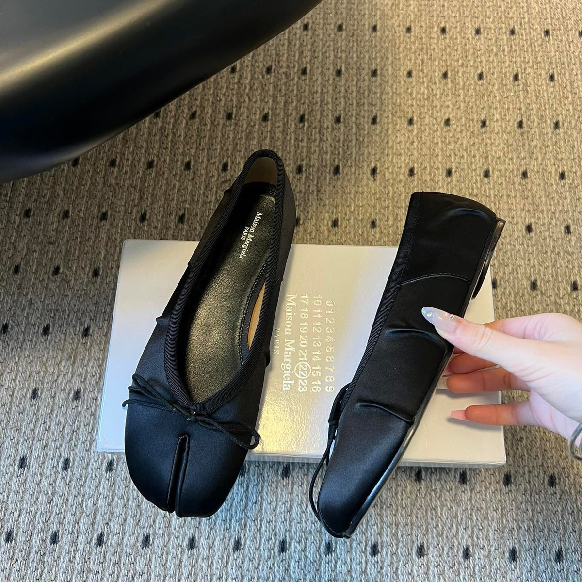 MAISON M TABI BALLET FLATS