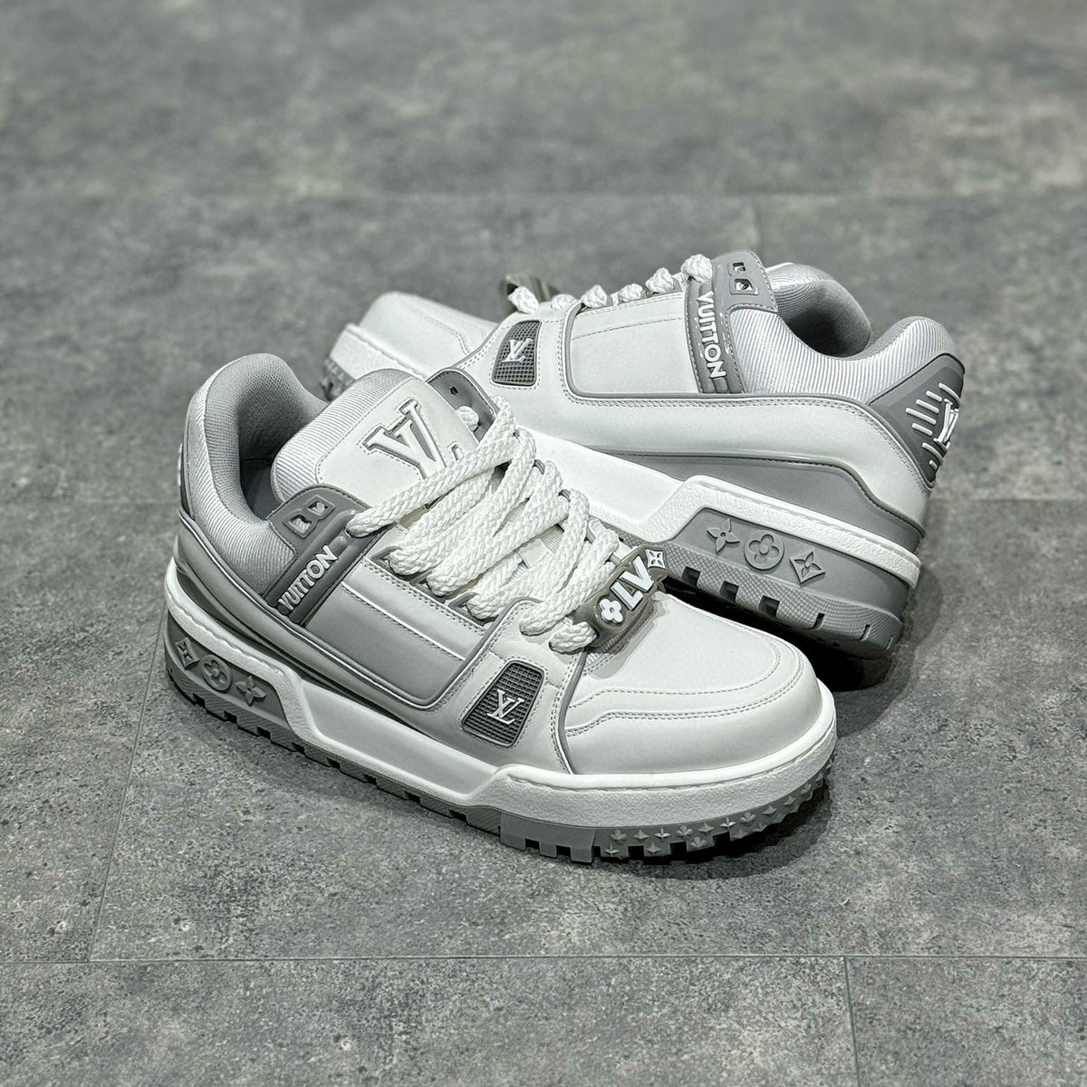 LOU TRAINERS