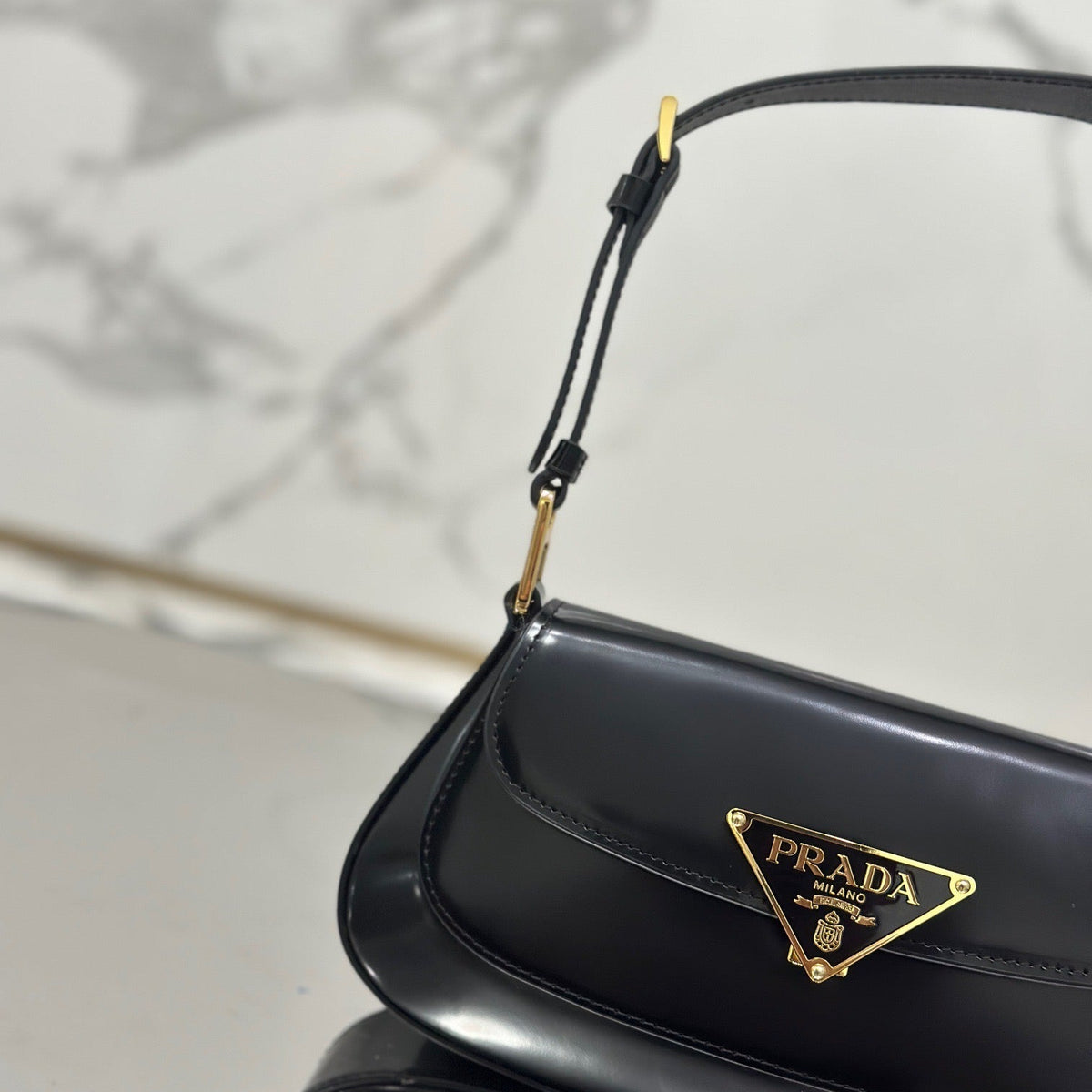PD SHOULDER BAG