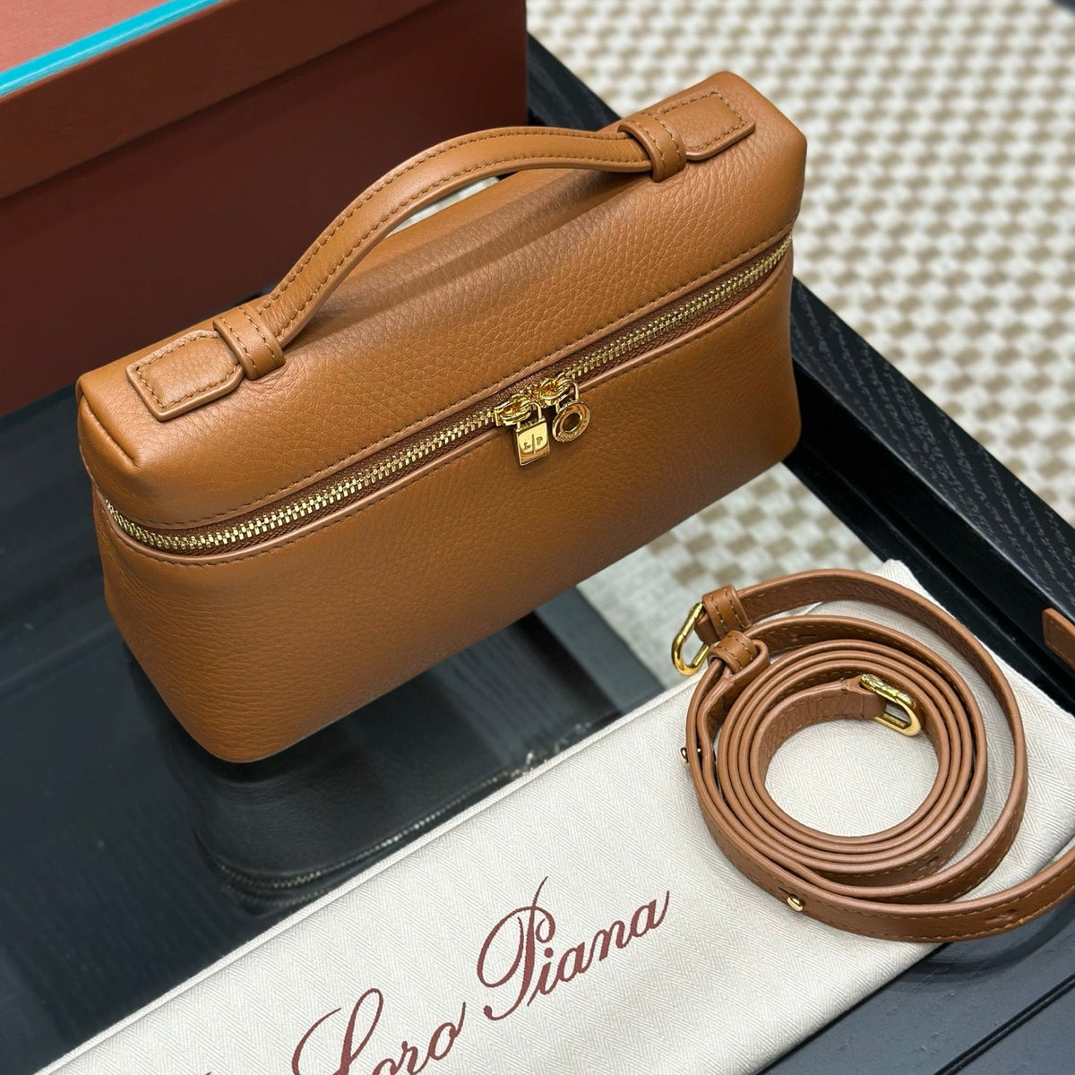 LORO P EXTRA POCKET L19 BAG