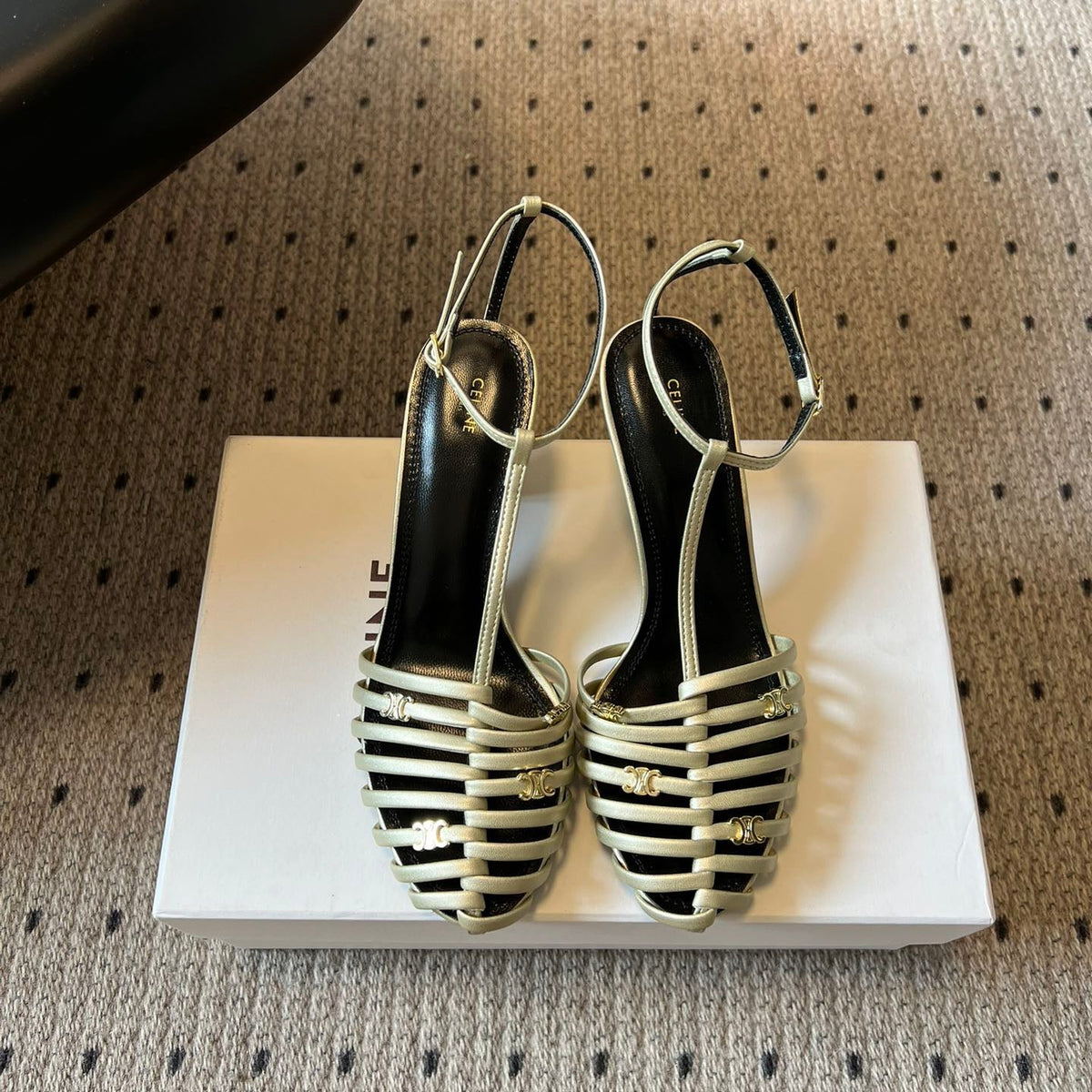 CEL HEELS
