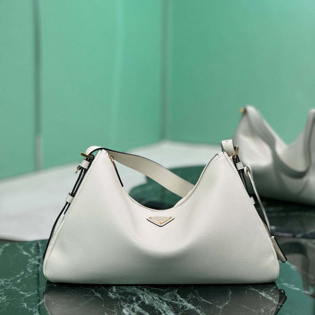 PD AIMEE LARGE SHOULDER BAG