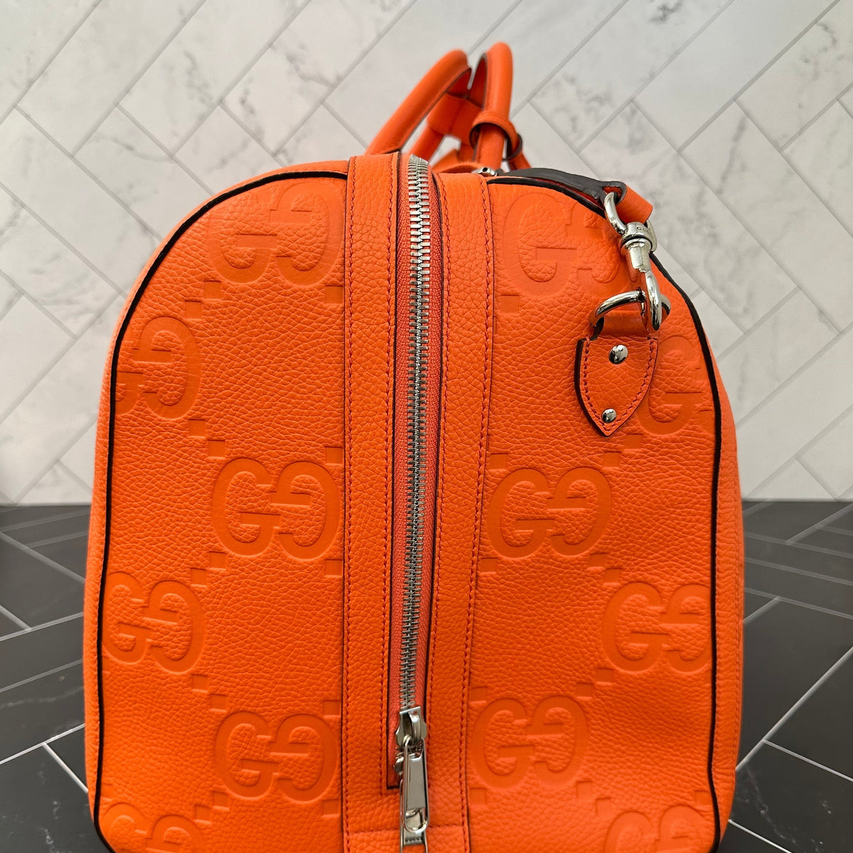 BRAND NEW Gucci Orange Jumbo GG Embossed Leather Duffle Bag Bandouliere