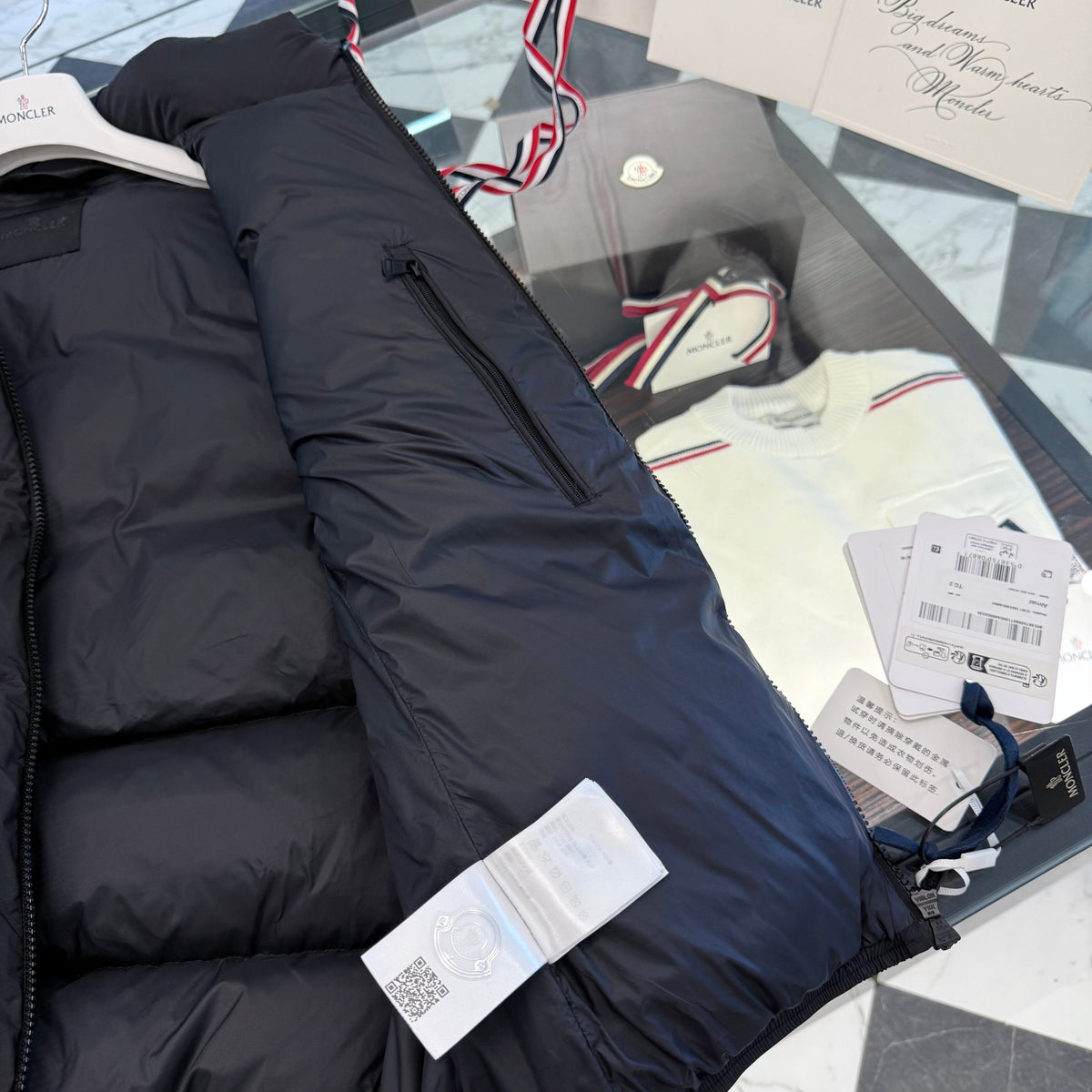 MONC ALMAZ VEST