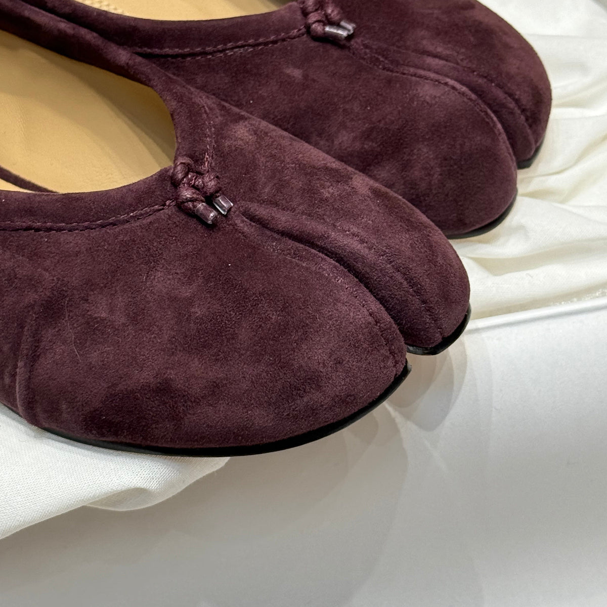 MAISON M TABI BALLET FLATS