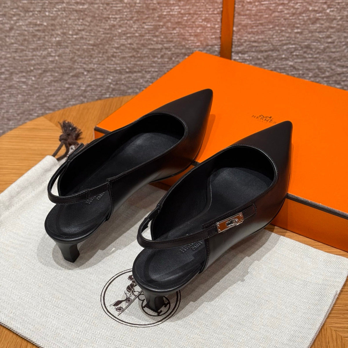 HERM LOVER 40 PUMPS