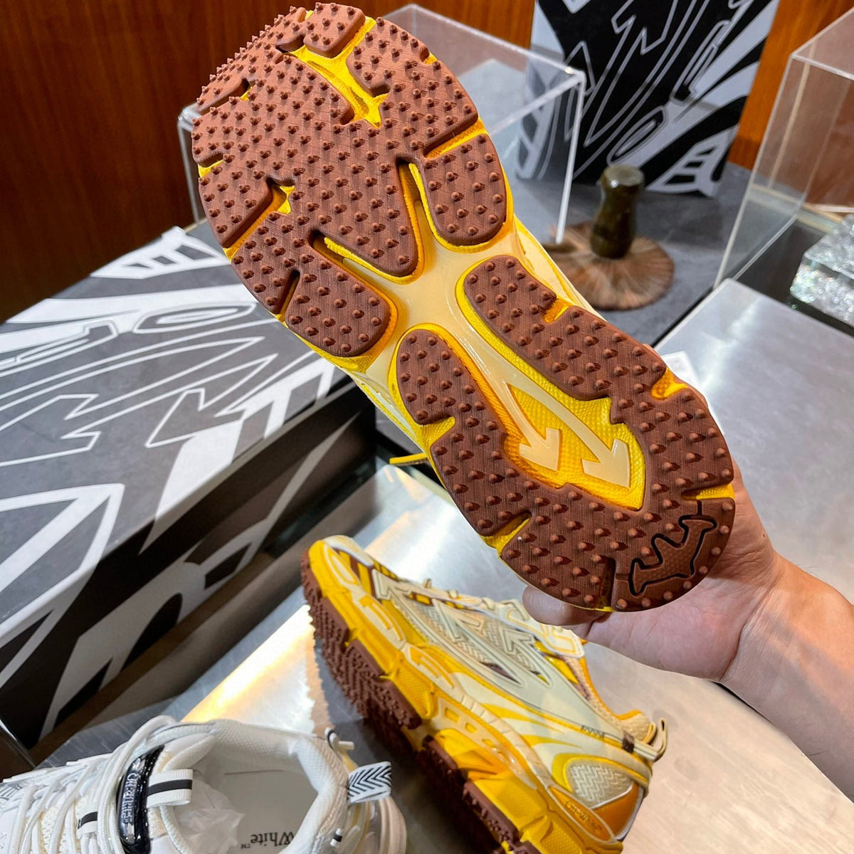 OFF W x VIRGIL ABLOH TRAINERS