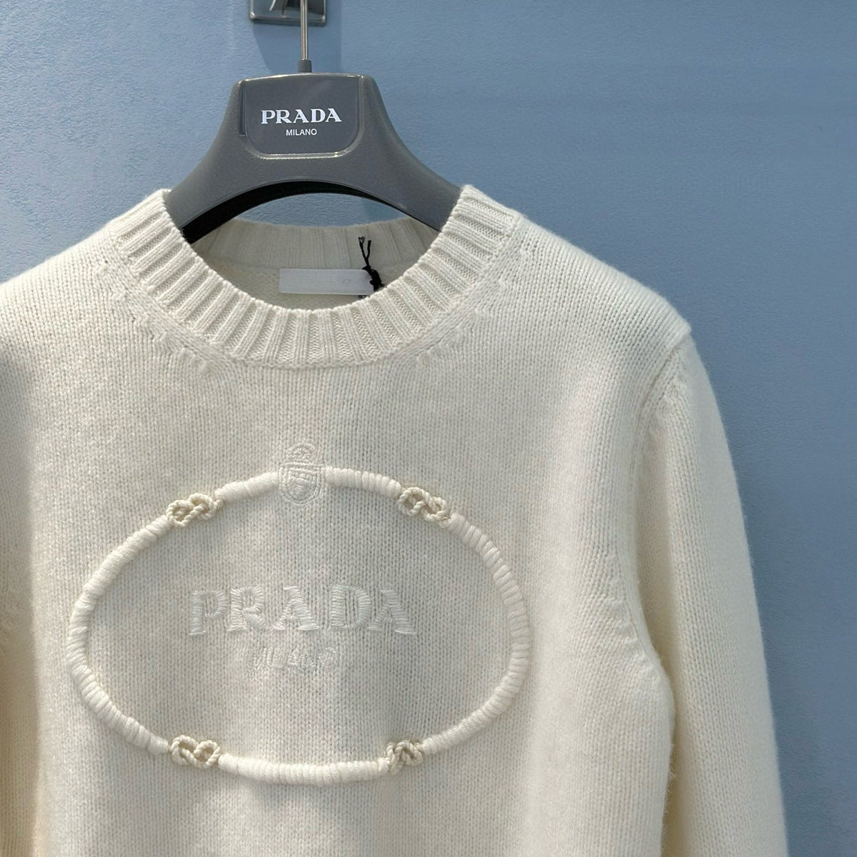 PD SWEATER