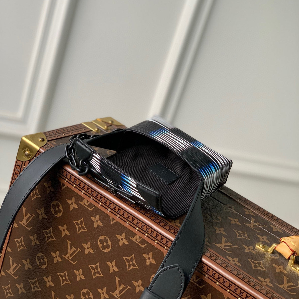 LOU MICRO STEAMER BAG