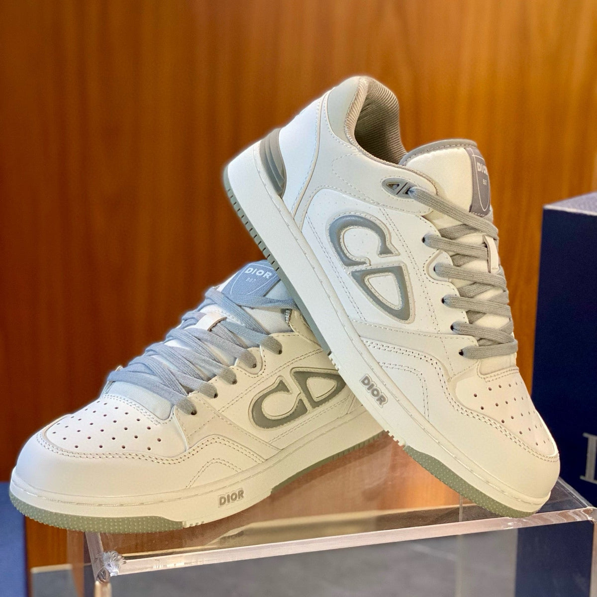 CD B57 SNEAKER