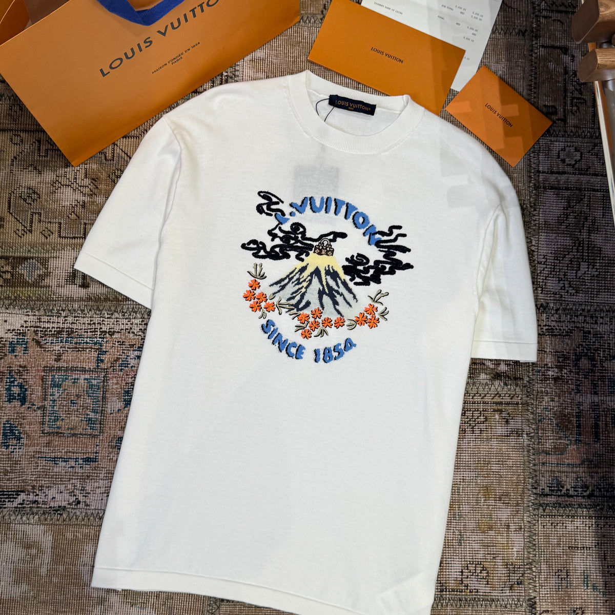 LOU T-SHIRT