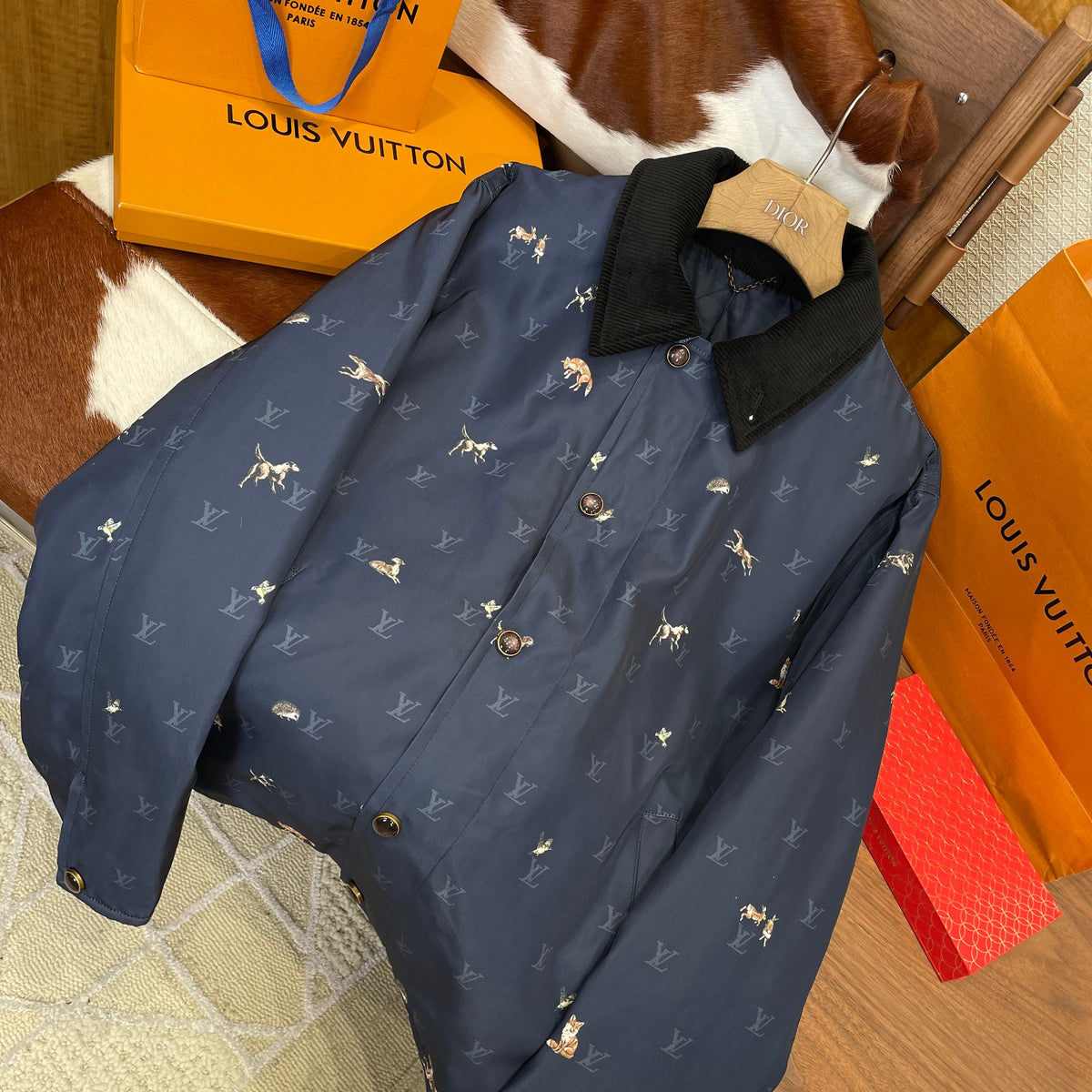 LOU JACKET