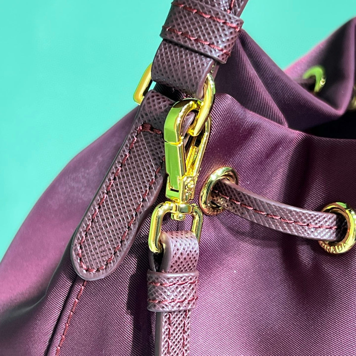 PD DUET RE-NYLON BUCKET BAG