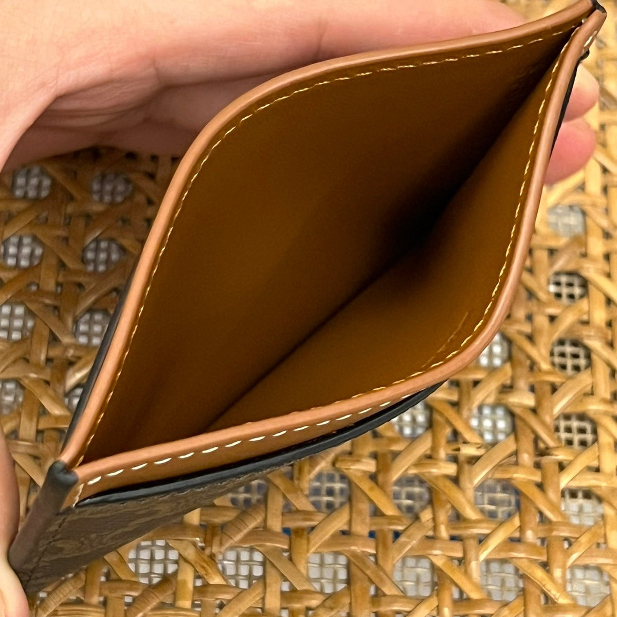 CEL CARD HOLDER