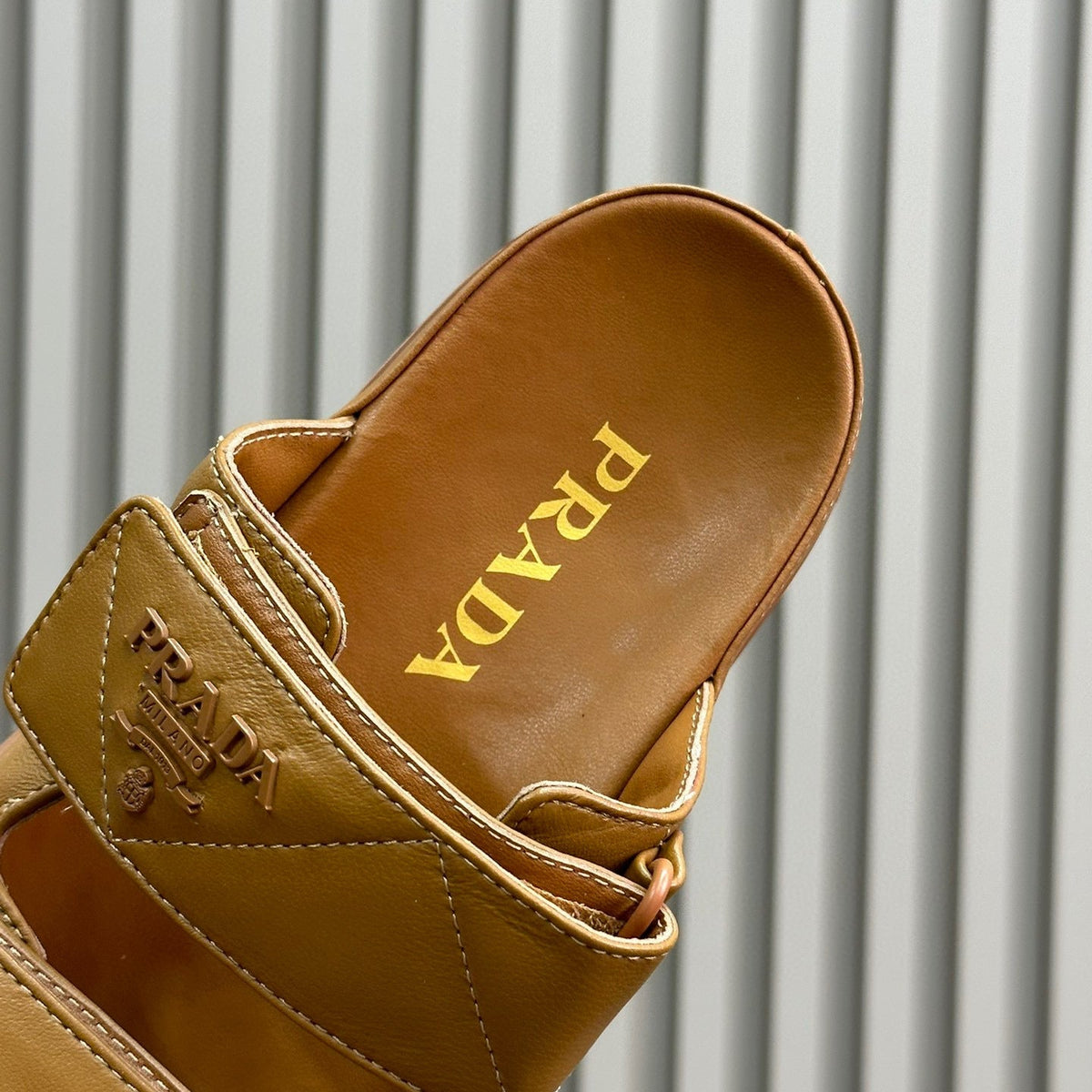 PD NAPPA LEATHER SLIDES