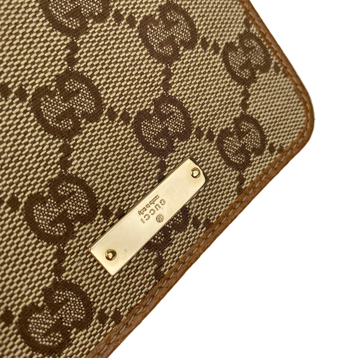 Gucci Monogram Zipped Cardholder