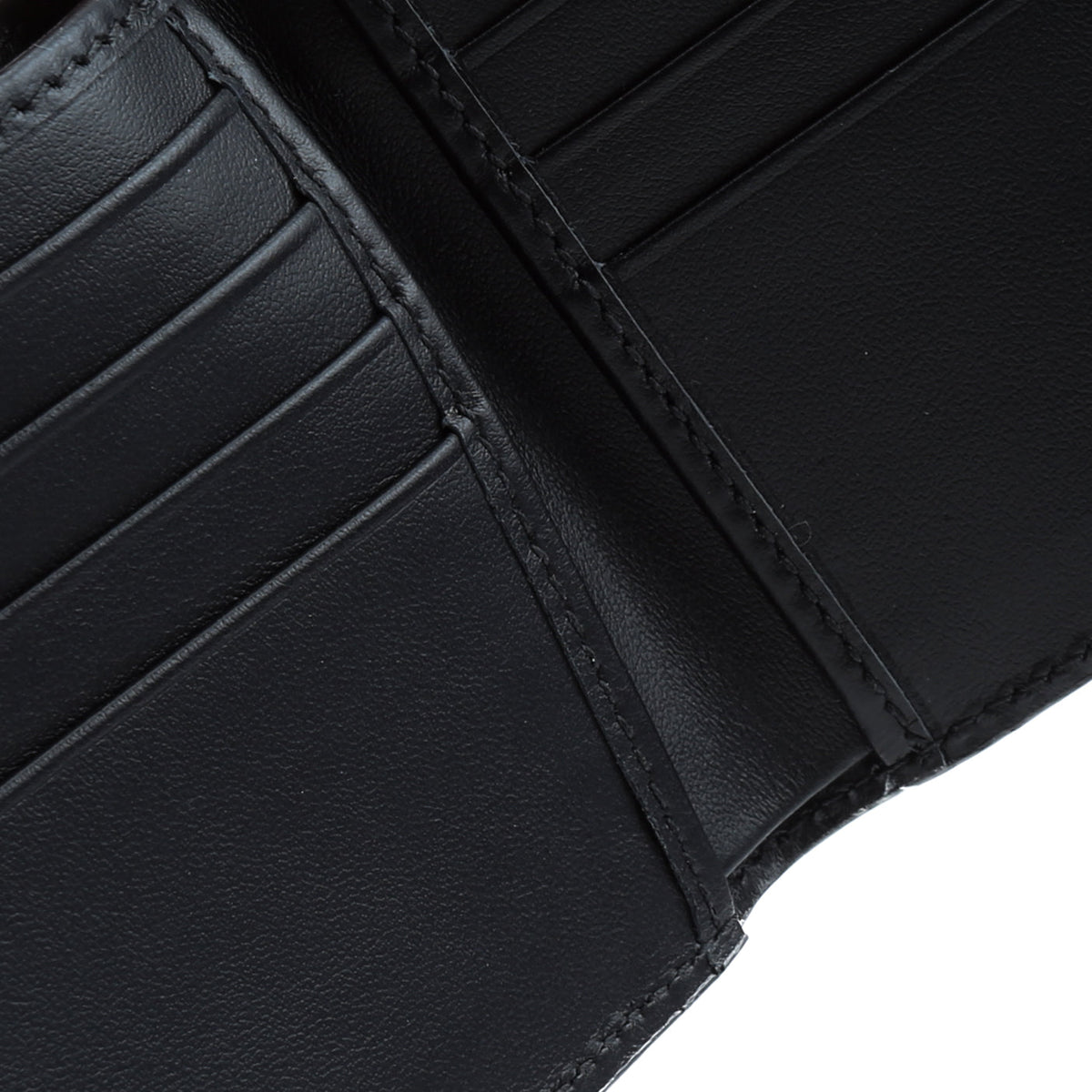 GUCCI Plutone Logo Wallet - Black OUTLET FINAL SALE