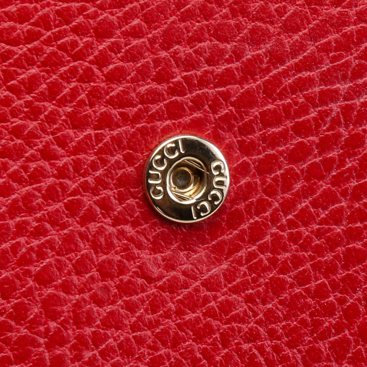 GUCCI Icon Interlocking G Wallet on Chain - Red