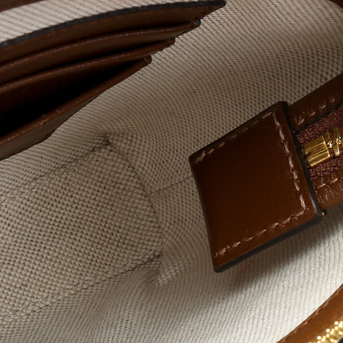 GUCCI GG Supreme Interlocking G Messenger Bag