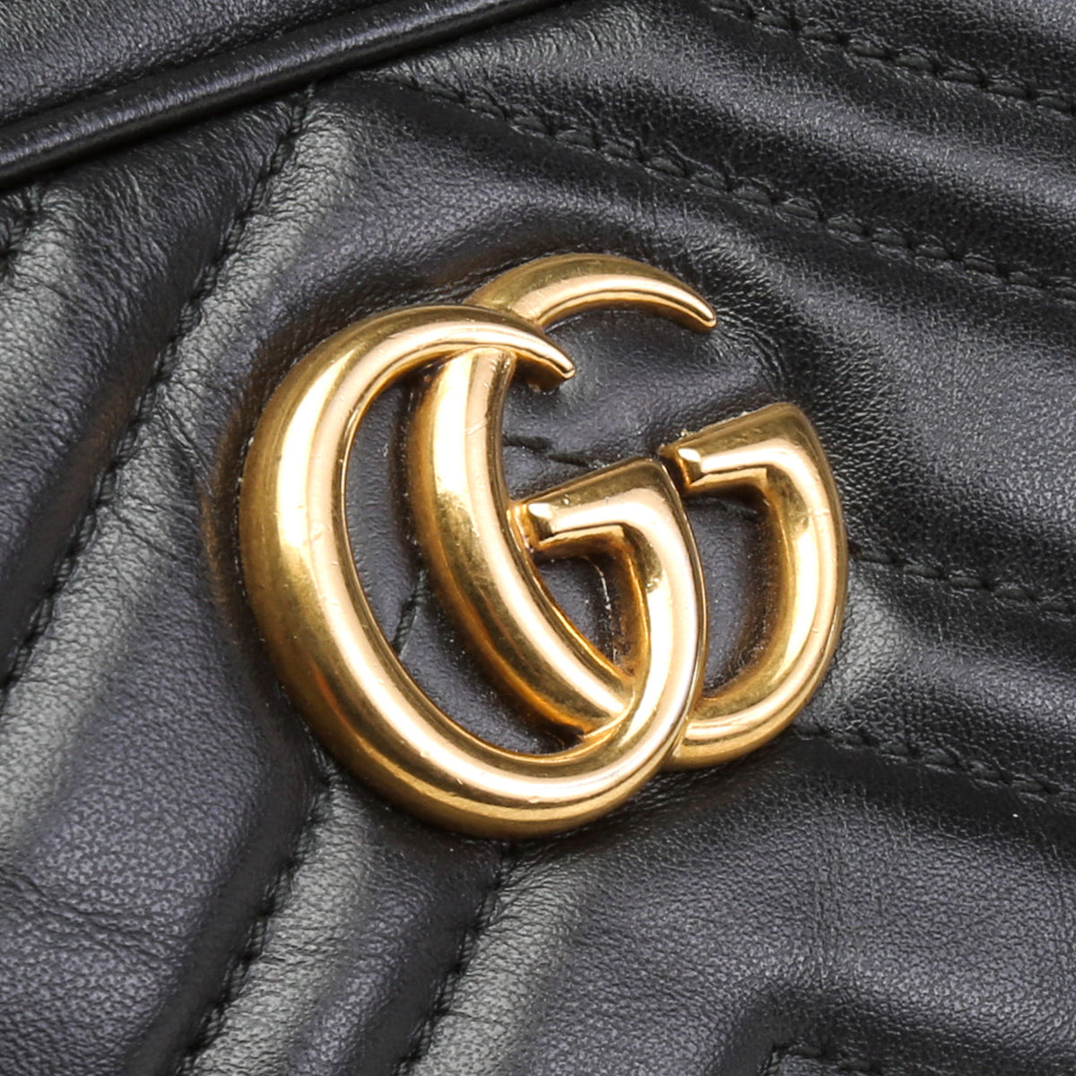 GUCCI GG Marmont Mini Shoulder Bag- Black