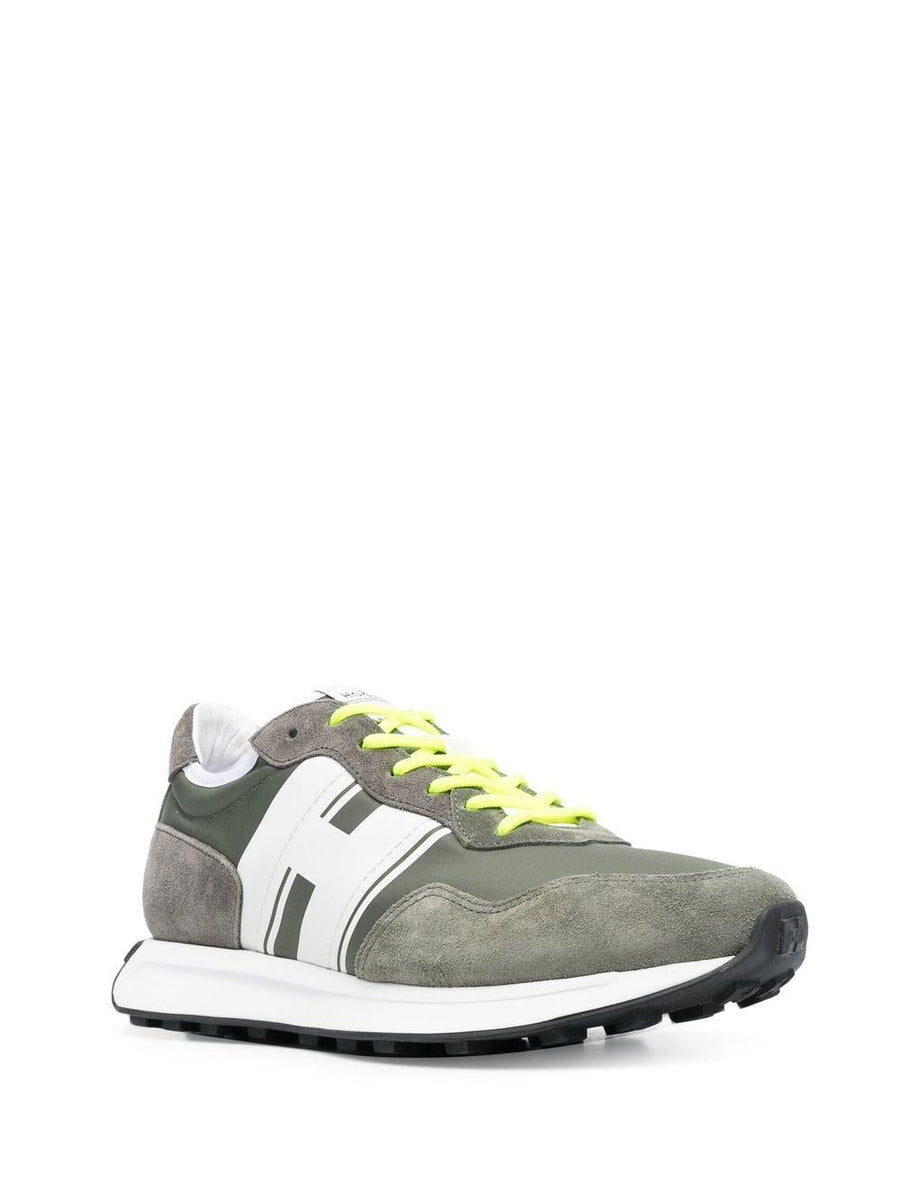 Logo Lowtop Sneakers