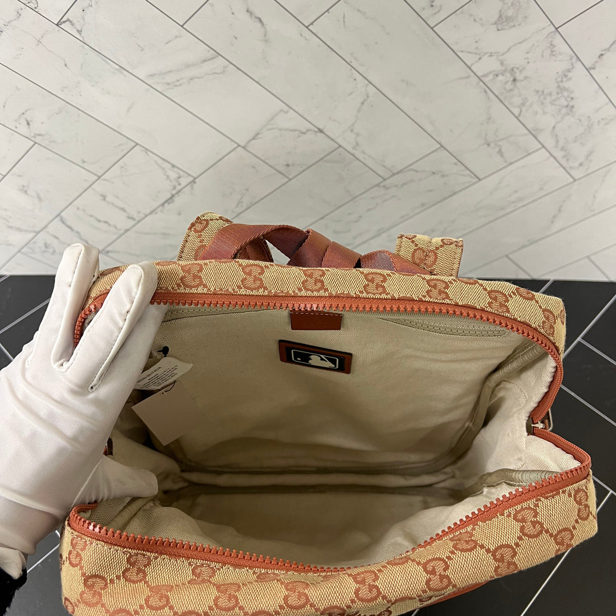 BRAND NEW Gucci NY Yankees Canvas Large Backpack