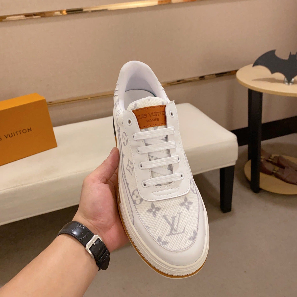 MSE079 LB Men's Sneakers / Size7-10