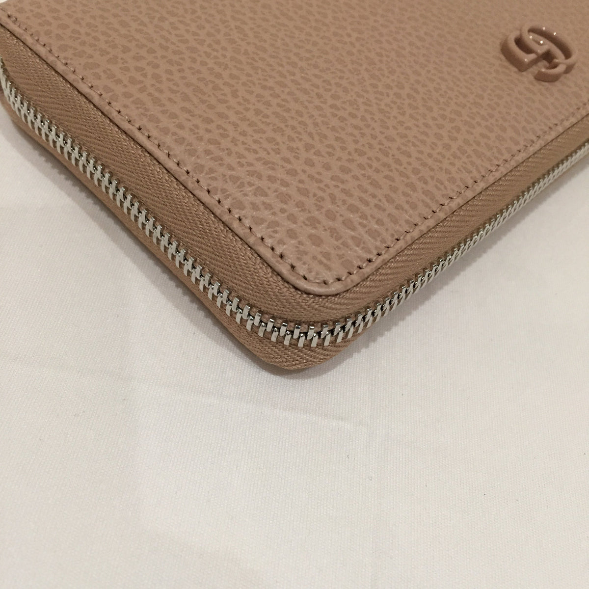 Gucci GG Mocha Beige Zippy Long Wallet Sku# 71976