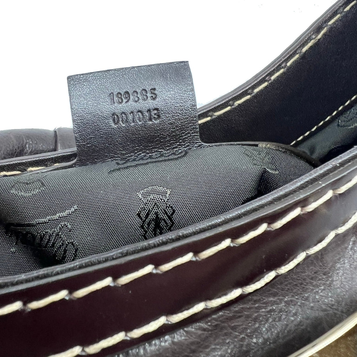 GUCCI Dialux Queen Leather Hobo Bag