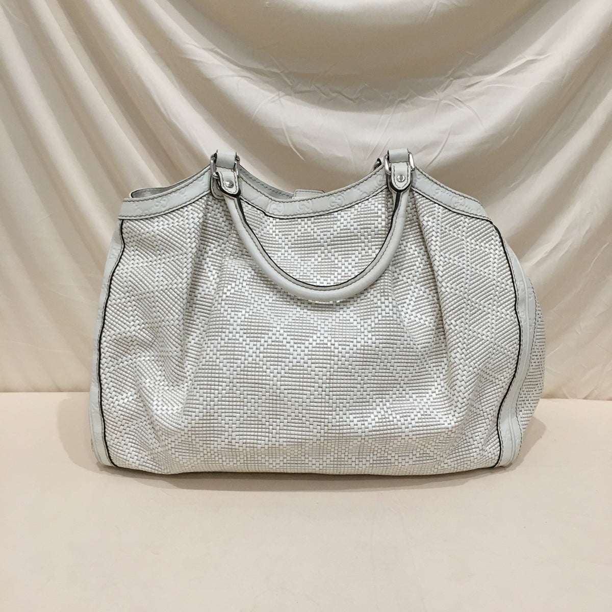 Gucci White Woven Raffia Diamante Sukey Large Tote Sku# 70846