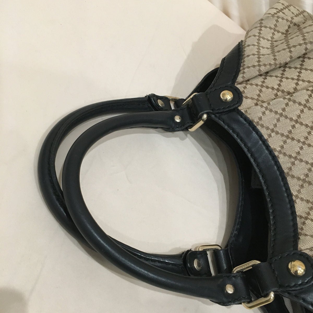 Gucci Beige Black Canvas Medium Diamante Sukey Tote Sku# 71192L