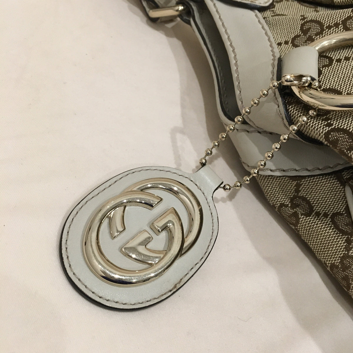 Gucci Beige GG Cavas Large Sukey Tote Sku# 71200