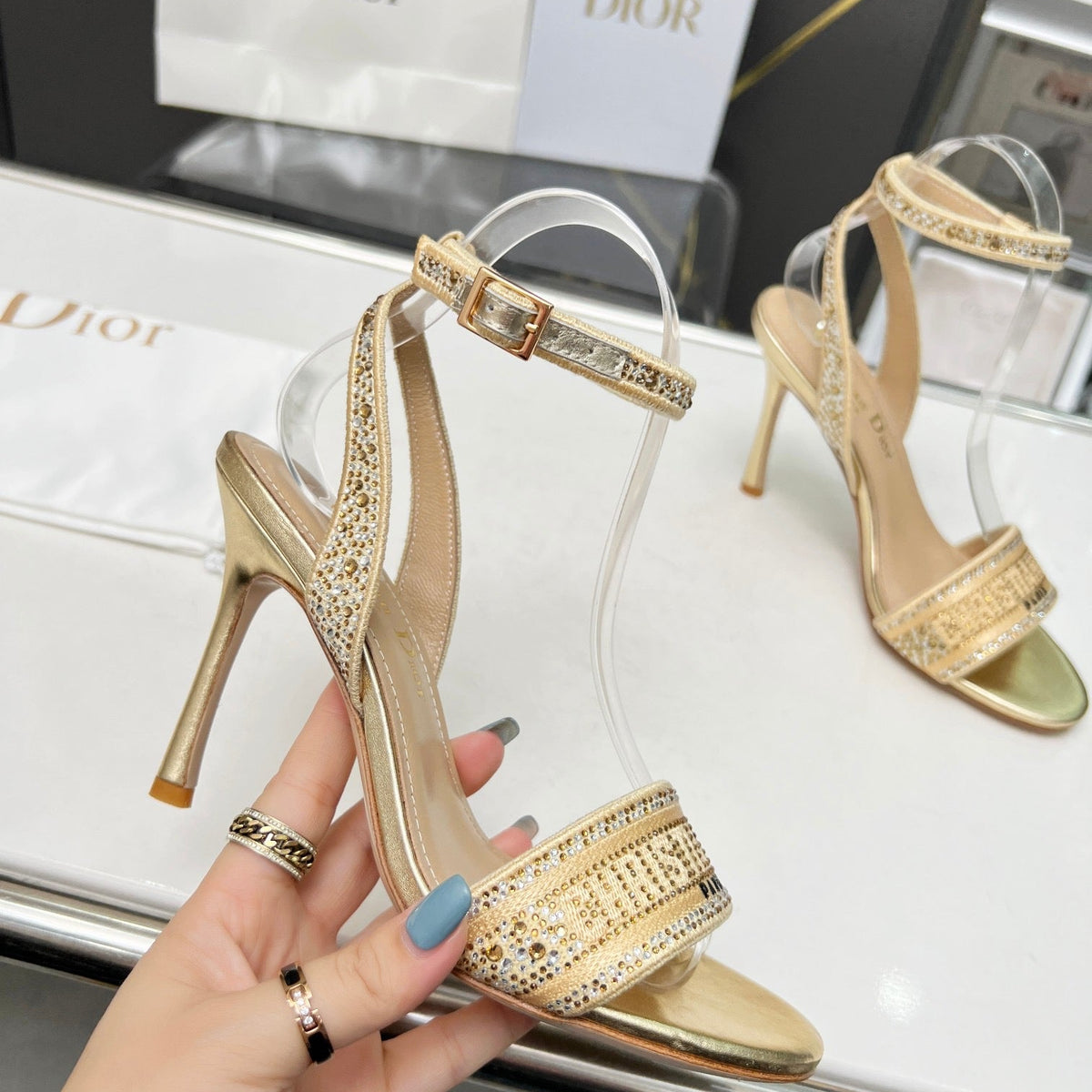 SE1107 DR Dway Heeled Sandal /  Size5-10