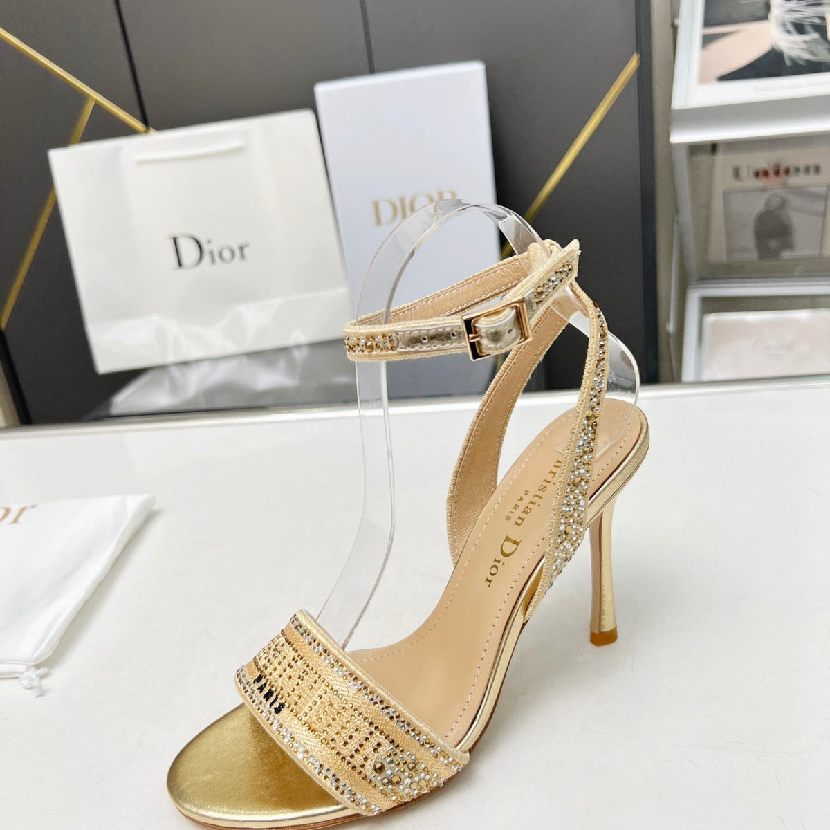SE1107 DR Dway Heeled Sandal /  Size5-10