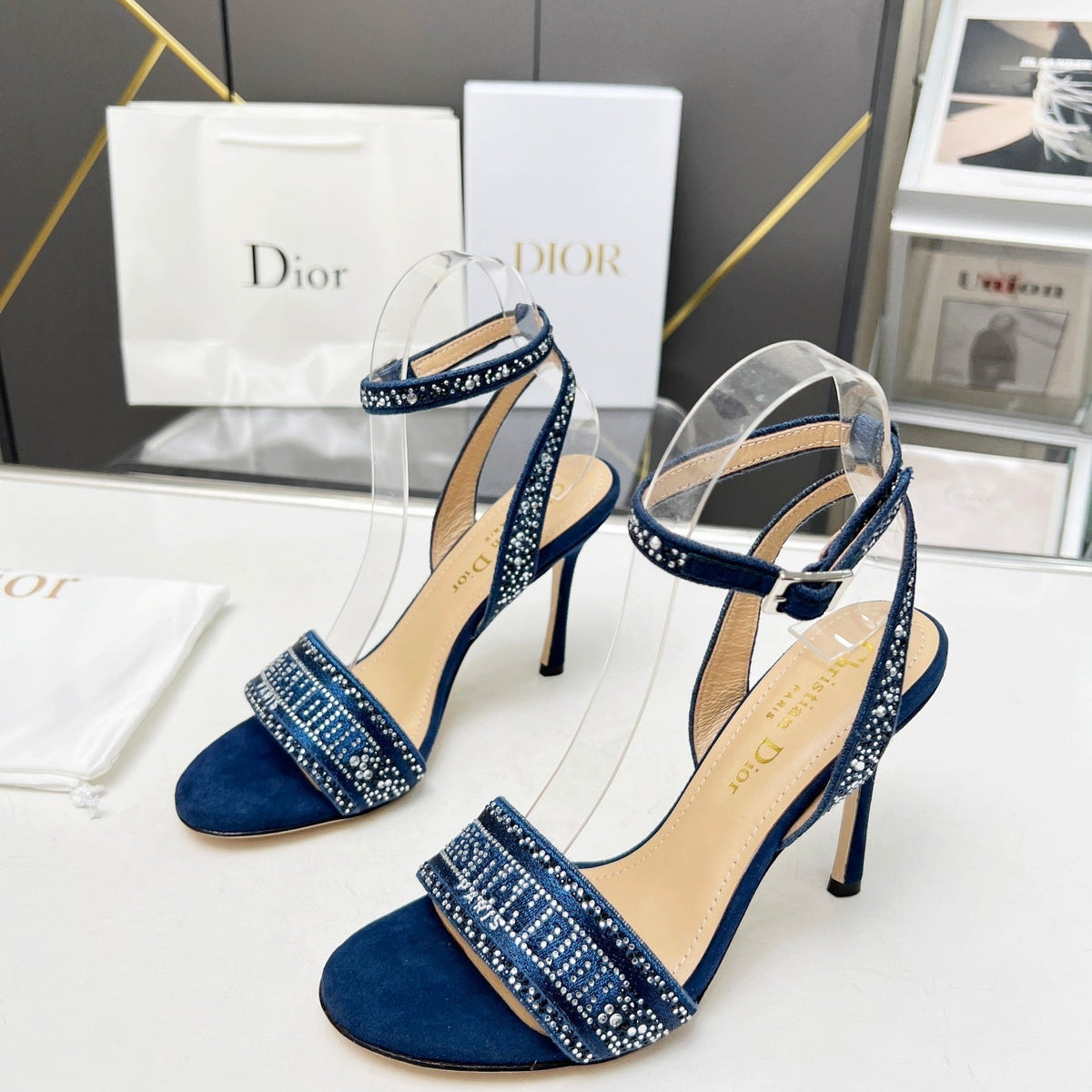 SE1108 DR Dway Heeled Sandal /  Size5-10