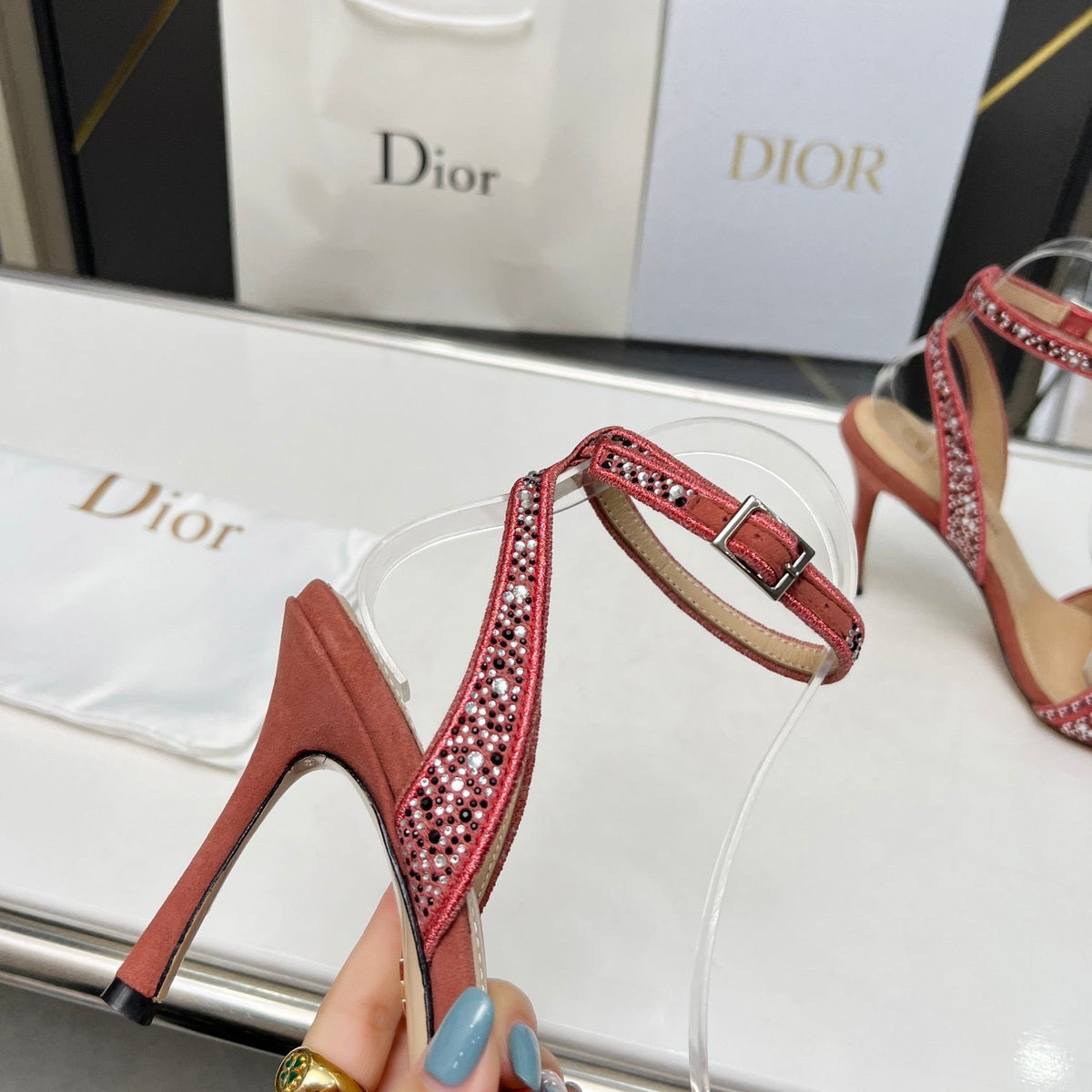 SE1110 DR Dway Heeled Sandal /  Size5-10